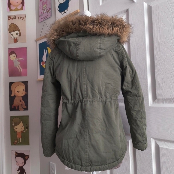 Rue21 Olive Bomber Jacket with Faux Fur Trim - Picture 3 of 4